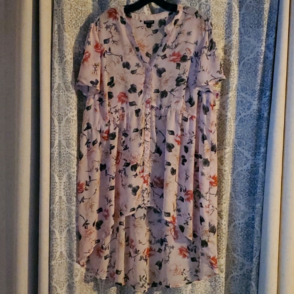 Hi-low light pink floral baby doll tunic